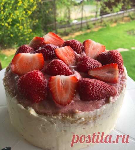 Торт « Королева Виктория » на женский юбилей. Сочнейший воздушный бисквит с невесомым кремом. Гостям очень понравился - Пир во время езды