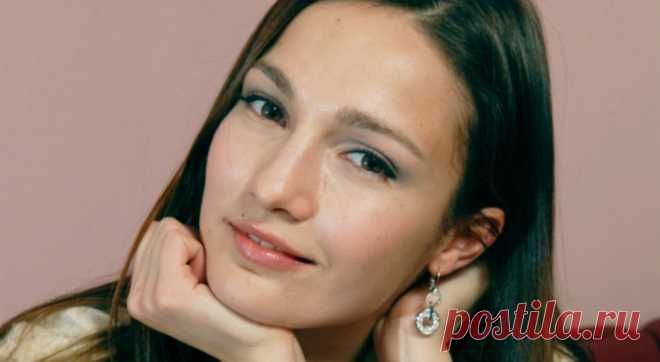 Кинозлодейка и мама-добрячка: личная жизнь Евгении Хиривской (Брик) . Милая Я