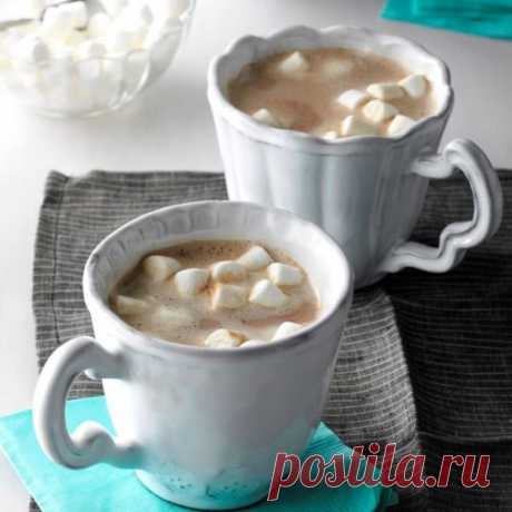 👌 Домашнее какао с зефирками, рецепты с фото Порадуйте свою семью этим вкуснейшим домашним какао. Его особенно здорово пить сидя перед наряженной новогодней ёлкой, любуюсь на мигающие огни гирлянд и переливающуюся разными цве...