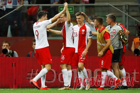 В Польше порадовались встрече со сборной России в стыковых матчах. Бывший главный тренер сборной Польши Ежи Энгель поделился мнением о встрече против команды России в первом стыковом матче в квалификации чемпионата мира 2022 года. «Мы получили то, что хотели. Эта команда нам по силам. У них нет таких заметных игроков, как у нас. Нам очень повезло», — порадовался он.