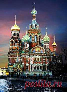 Храм Спас-на-крови в Петербурге ... Неповторимая красота.