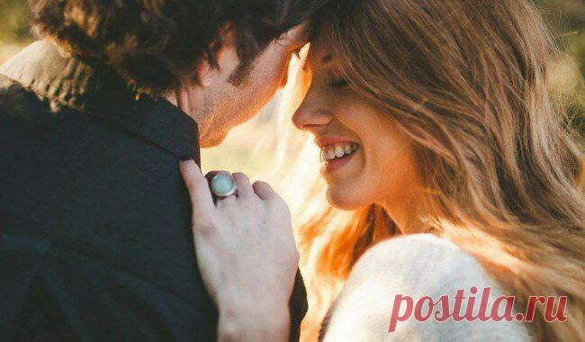 Вещи, которые женщины хотят получить от мужчин, но не решаются озвучить
Любящая женщина способна сделать своего мужчину счастливым. Она станет для него и преданным другом, и искусной любовницей, и отличной хозяйкой, и прекрасной матерью его детей. И останется такой на всю жизнь, если в ответ будут взаимность и забота. Иногда мужчины настолько привыкают к своим половинкам и к тому, что те для них делают, что почти […]
Читай дальше на сайте. Жми подробнее ➡