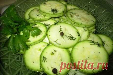 Маринованные кабачки на скорую руку