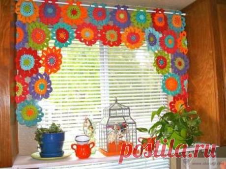 Вязаная штора из цветочных мотивов - сайт для рукодельниц, рукоделие, вышивки, ручная работа, handmade - iDaRuki.ru