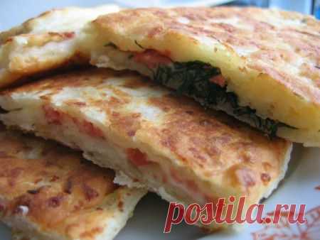 Сырные лепешки с начинкой |