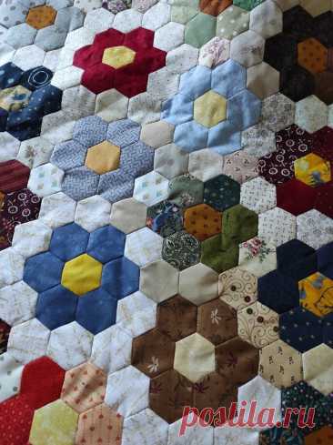 Шьем лоскутное одеяло для дачи "из ничего". Две потрясающих идеи | Лоскутное шитье: легко и красиво! | Дзен