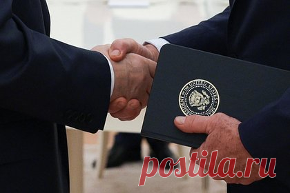 Стало известно о планах России и США заключить перемирие на Украине