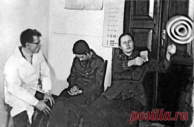 85. Лечение гипнозом. Врач Селиверстов Н.К 1950-е годы
