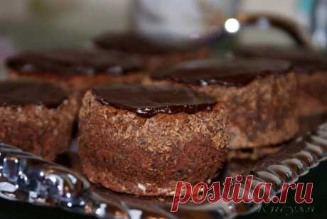 Шоколадные пирожные по мотивам «А-ля Sacher»