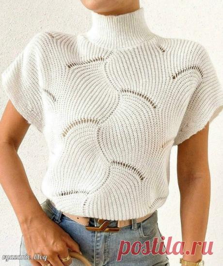 Запись Надежды Фёдоровой Вяжем легко и красиво! ✨🧶Хотите научиться создавать стильные и простые узоры спицами? Тогда эта схема для вас! 🎉 Спицами можно связать уютный шарф, милую шапочку или оригинальные прихватки всего за несколько шагов. 🌟 Вдохновляйтесь нашим простым узором, который подойдет новичкам и тем, кто любит быстрые проекты. 🔥Схема очень понятная: всего несколько петель и рядов — и ваш изделие уже приобретает красивый узор! Не бойтесь экспер...