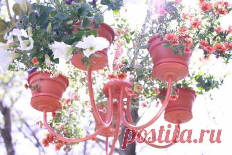 Подставка для цветочных горшков из люстры