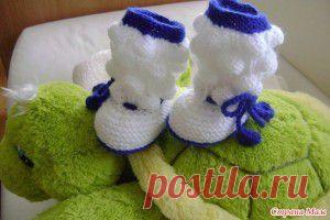 "Воздушные шарики" - вяжем пинетки для наших крошек