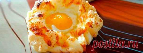 Яйца в пуховом гнезде. Нежнейший завтрак. | pokolenie-x.com