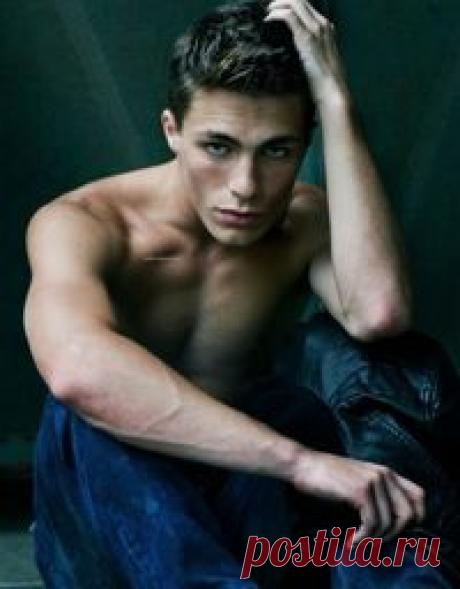 Колтон Хейнс