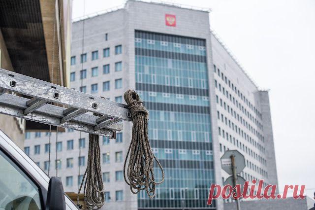 Проверяющих лишили права запрашивать у юрлиц уставы и лицензии