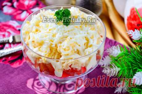 Салат &quot;Нежный&quot; с крабовыми палочками, помидорами, яйцом и сыром