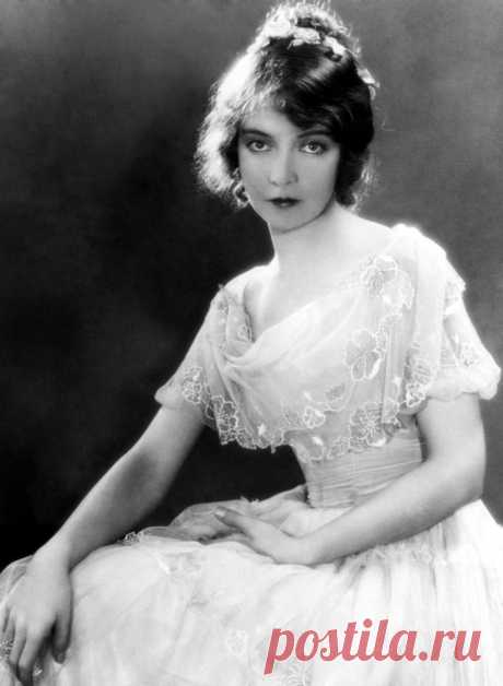 Лиллиан Гиш (Lillian Gish)