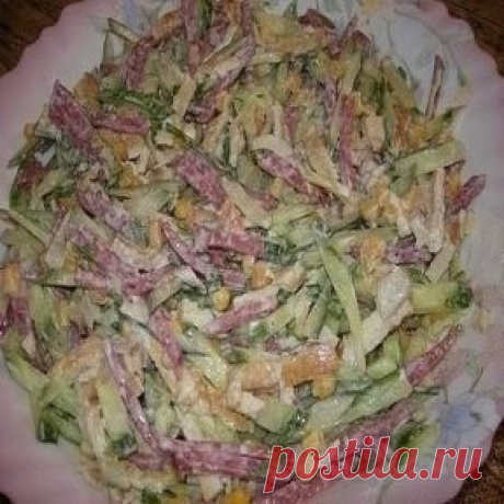 5 НУ ОООЧЕНЬ ВКУСНЫХ САЛАТИКА
1.Салат «Французский»
2.Салат слоёный "Печёнкин"
3.Салат "Коварство и любовь"
4.Рецепт этого салата будут выпрашивать все гости. Очень вкусный!
5.Салат "Любимый"
1.Салат «Французский»
Я этот салат делаю за 15 мин. Подготовив все ингредиенты, я поочередно тру их на терке, сразу в салатницу. Получается быстро и очень вкусно.
Нам нужно:
2 яблока
4 варенных яйца
2 свежей моркови
майонез
лук
сыр
1 слой - ошпаренный лук (я делаю без лука), майонез
2...