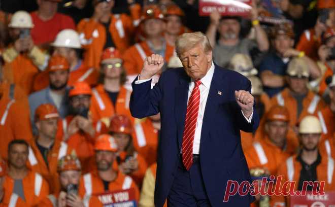 Трамп в два раза повысил пошлины на сталь и алюминий. Повышение пошлин до 50% поможет американским сталелитейной и алюминиевой отраслям, которые «возрождаются как никогда раньше» и «устранит угрозу национальной безопасности», уверен Трамп
