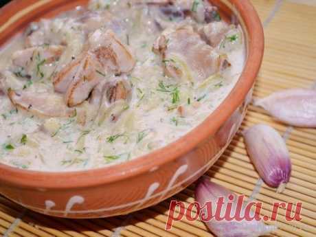 Нежное блюдо узбекской кухни с обалденным ароматом и вкусом — Гульчехра из курицы 


Вкус отменный!









Ингредиенты:
Курица — 1 кгСметана — 10 ст. л.Лук — 4 штМолоко — 200 млПшеничная мука — 1 ст. л.Хмели-сунели — 1 ч. л.Чеснок — 10 зубСахар — 1 ч. л.Соль по вкусуЗелень по вку…