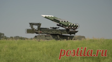 В Одесской, Полтавской, Черкасской и Харьковской областях: российские военные уничтожили четыре склада вооружений ВСУ. Склады ВСУ с военно-техническим имуществом, авиационными средствами поражения, топливом для авиатехники и боеприпасами уничтожены российскими военными в течение прошедших суток в Одесской, Полтавской, Черкасской и Харьковской областях. Также в Минобороны РФ сообщили о поражении пункта управления 95-й десантно-штурмовой бригады ВСУ и ликвидации двух украинских ДРГ. Кроме того,…