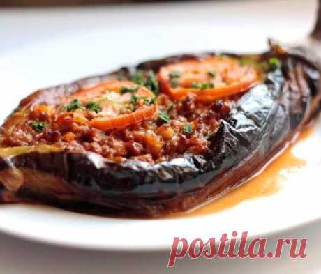 Баклажаны фаршированные овощами по-грузински!
