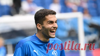 Хачатрян: «Лацио» предложил «Динамо» €12 млн за Захаряна. Стало известно, сколько «Лацио» предложил «Динамо» за российского полузащитника Арсена Захаряна. Читать далее