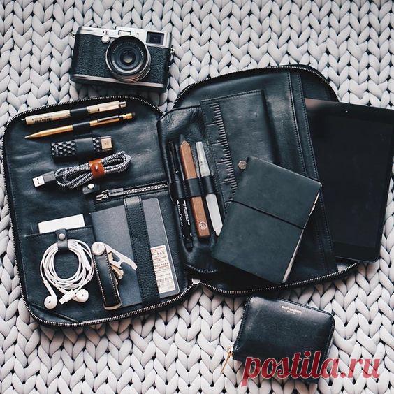 😊Дорогие друзья! Ура! Появилась возможность оформить пред заказ на изготовление индивидуального органайзера для путешествий "Travel pack"!!! ... 🌿Надежные, прочные, натуральные, практичные)) ✈Для истинных перфекционистов и заядлых путешественников! Все на своих местах! ... 💥Множество карманов для хранения необходимых мелочей, документов, авиа и ж/д билетов, смартфона, планшетного компьютера, письменных принадлежностей, блокнота. Так же органайзер надежно защитит очки, ключи, флешки,…