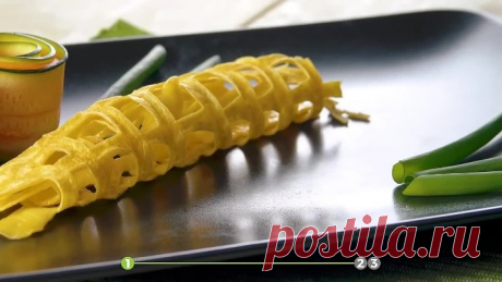Пропускаем яйца через сито на сковороду. Вкуснейший завтрак за 5 минут!