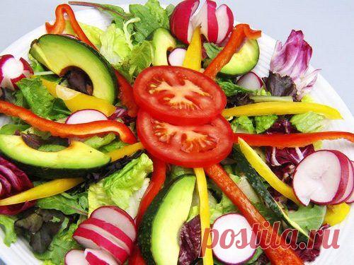 Новогодняя нарезка: овощная тарелка...