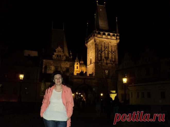 Прогулки по Праге на общественном транспорте и пешком без проф.экскурсий, но с рассказами, показами, фотосессией и ответами на все вопросы - 20 евро/час с чел. либо 100 евро/день за компанию от 2 человек: встреча и проводы к Вам в отель, квитанция об оплате перед выездом на прогулку.