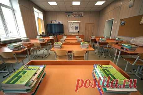В России жители поселка отказались отпускать детей в школу после снятия скальпа с девочки