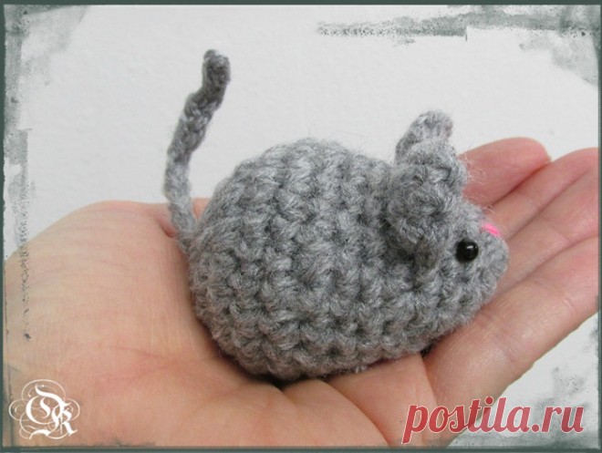 Маленькая вязаная игрушка крючком: мышка | Ok-handmade