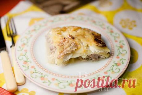 Картофельная запеканка с фаршем и грибами