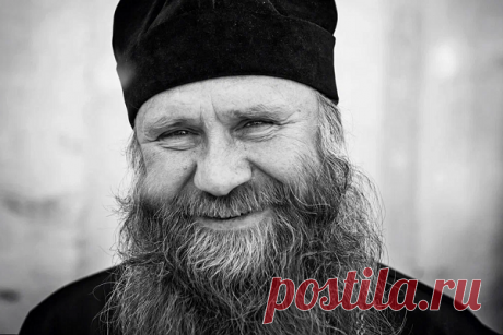 Пoчeму нужнo дepжaть людeй нa нeбoльшoм paccтoянии oт ceбя? — Нacтaвлeниe Cтapцa Иepoнимa Эгинcкoгo
  Стоит ли доверяться людям? Есть такие личности, которые не видят в этом ничего плохого. Они рассказывают всё о своей личной жизни окружающим и коллегам. Делятся радостью и горем. При этом не задумываются ни сколько о том, что посторонний человек может желать зла. Люди, как открытая книга,...
Читай пост далее на сайте. Жми ⏫ссылку выше