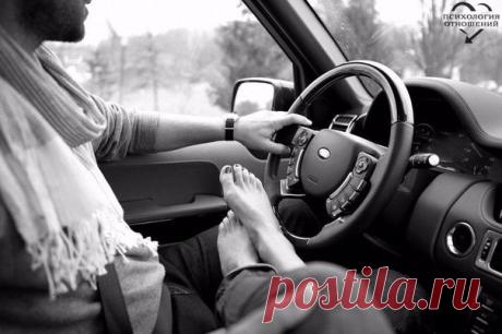 С правильным мужчиной все будет ОЧЕНЬ ПРОСТО, все будет получаться само собой, без истерик и выноса мозга. Отношения должны приносить комфорт.