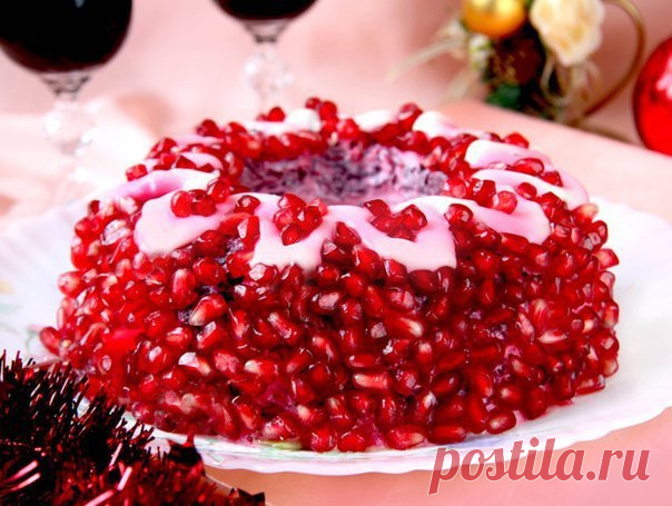 Меню на день рождения: салаты, бутерброды, торты