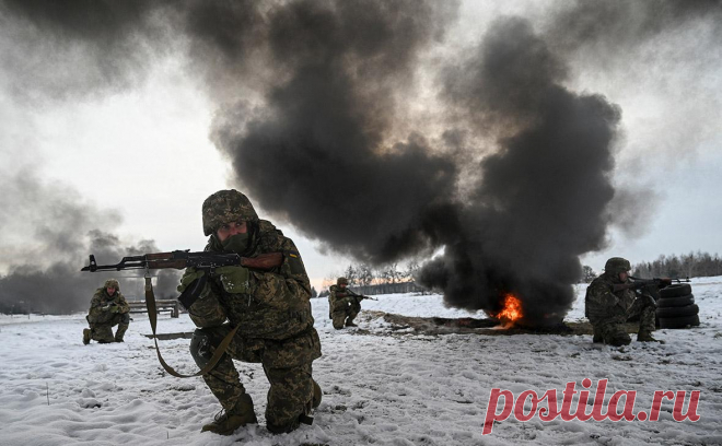 СВР заявила о намерении НАТО натренировать более 1 млн украинцев. Специалисты НАТО собираются обучать мобилизованных украинцев в учебно-тренировочных центрах, натренировать планируется не менее 1 миллиона человек, сообщило пресс-бюро Службы внешней разведки (СВР) России.