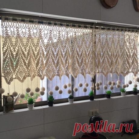 Рукодельные вязаные шторы