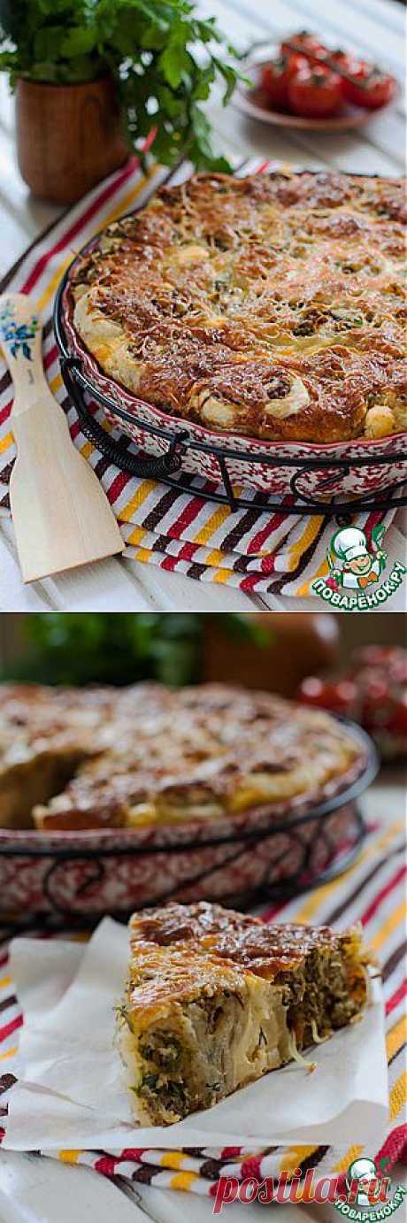 Пирог из слоеного теста с фаршем и капустой - кулинарный рецепт