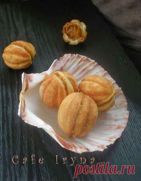 Орешки-старомодное печенье.