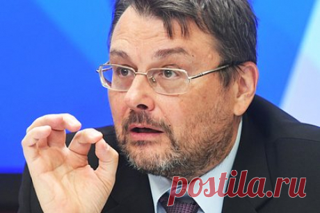 В Госдуме рассказали о налоговых уклонистах среди российских блогеров. Основная часть блогеров с большим числом подписчиков добросовестно платят налоги, однако, среди них есть и «уклонисты», борьбой с которыми должна заниматься налоговая служба. Об этом заявил журналистам член комитета Государственной Думы по бюджету и налогам Евгений Федоров.