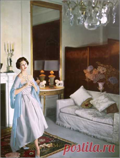 Barbara Goalen (Mrs. Nigel Campbell) in pale blue silk org… | Flickr