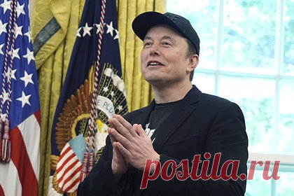 Маск ответил на призыв экс-советника Трампа выдворить его из США