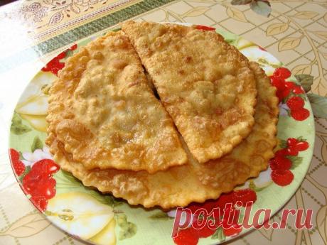 А я готовлю обалденные чебуреки