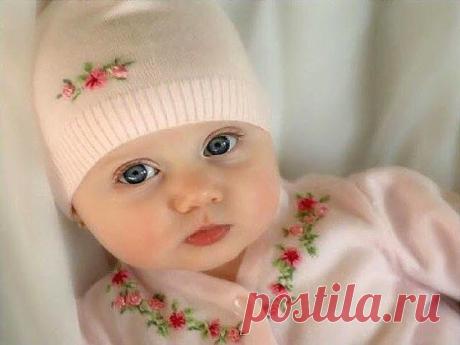 Ребенок - это самый красивый и дорогой бриллиант в мире.