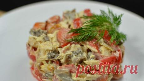 Салат с жареными шампиньонами и ветчиной — Sloosh – кулинарные рецепты