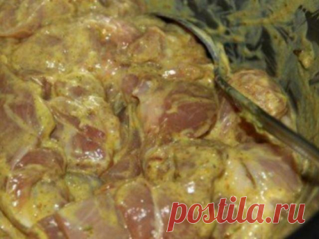 Как замариновать любую часть курицы так, чтобы мясо таяло во рту? Добавь этот продукт в нужный момент. И емкость правильную возьми.