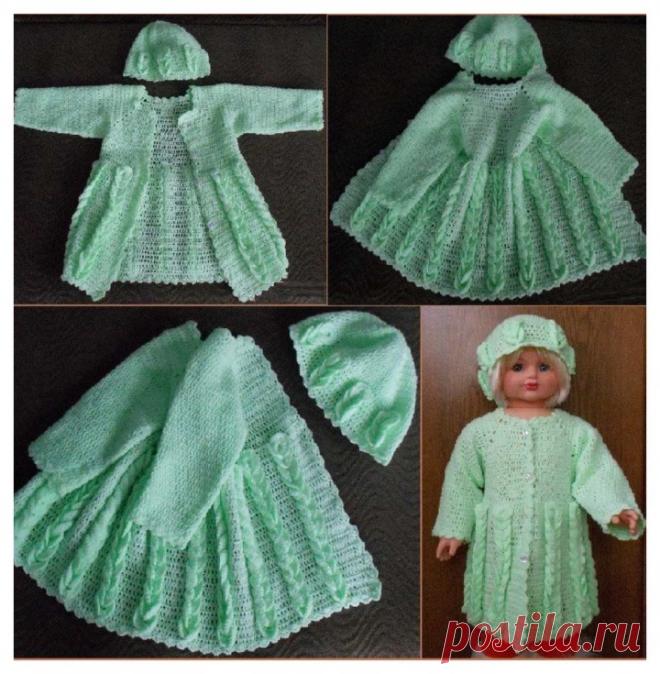 Beautiful knitted set for kids