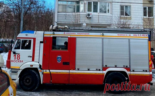 Человек погиб в лифте при пожаре в жилом доме в Москве. В лифте жилого дома на северо-востоке Москвы на улице Тайнинская после пожара обнаружили обгоревшее тело человека.